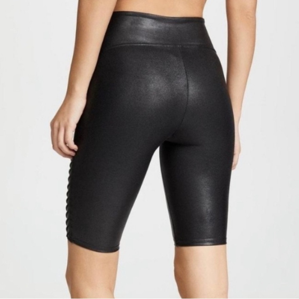 NEW!! SPANX XS Faux Leather Shaping Shorts ~SEXY & SNATCHED! (NO tags NO Tummy!) - Picture 7 of 10
